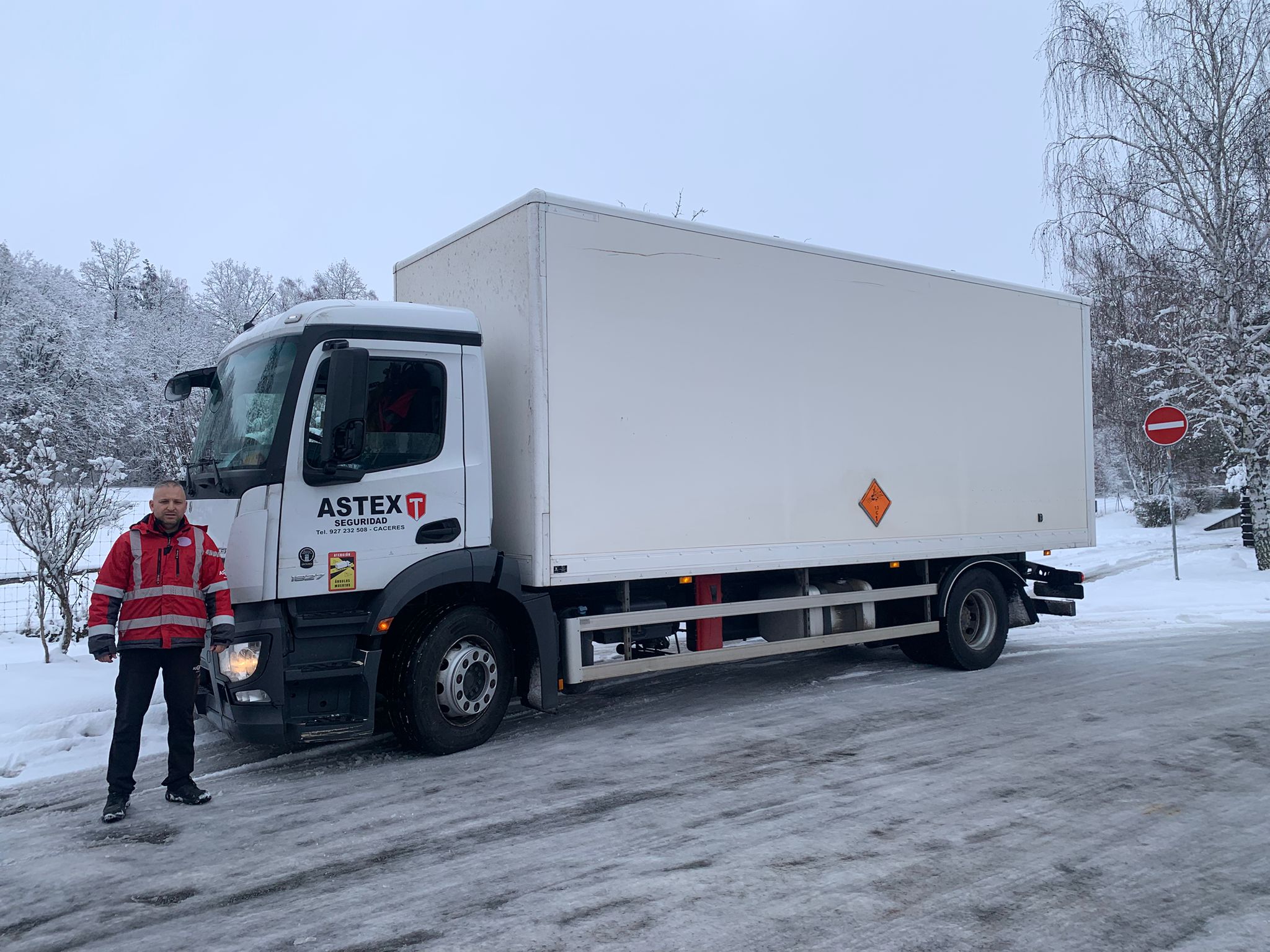 Transporte de explosivos y armamento